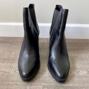 Sam Edelman Kammie Leather Lug Bootie